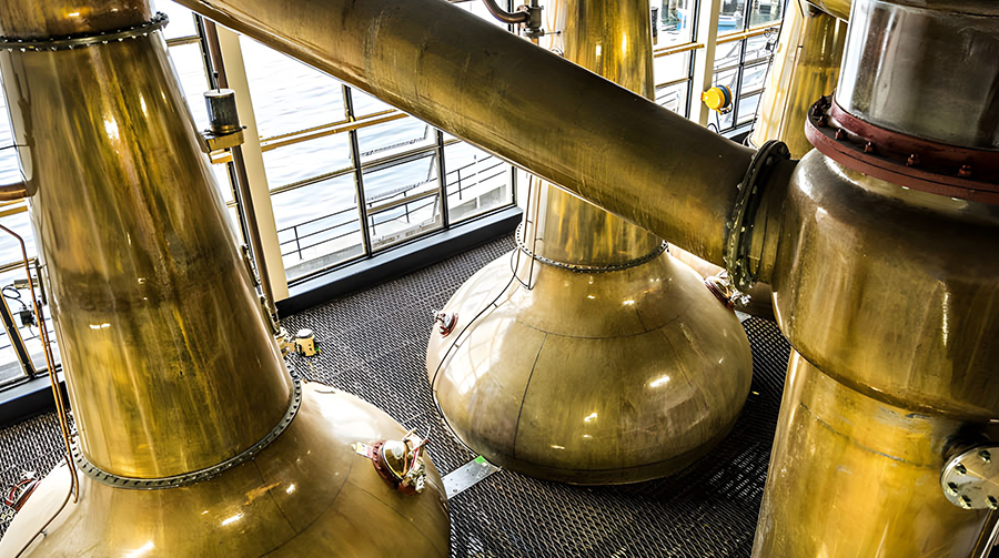 La distillerie des Whiskys Caol Ila