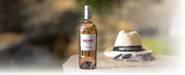 Bouteille de Rose Bonbon dans un jardin